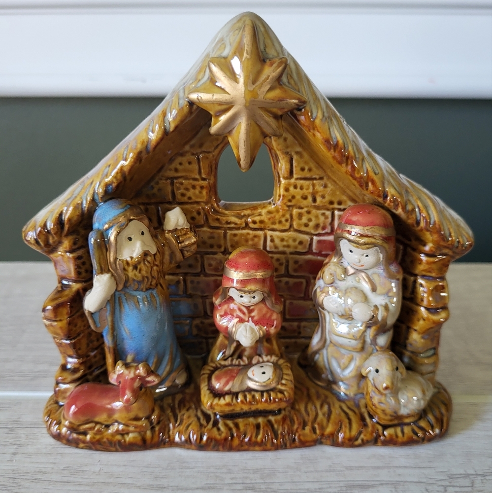 Christmas Nativity Mini Figurine‎ Mary Joseph Baby Jesus Manger